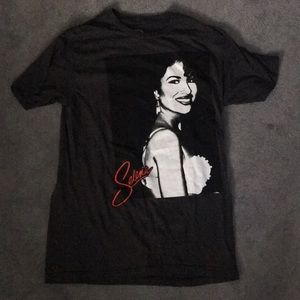 Selena t-shirt🖤🎤